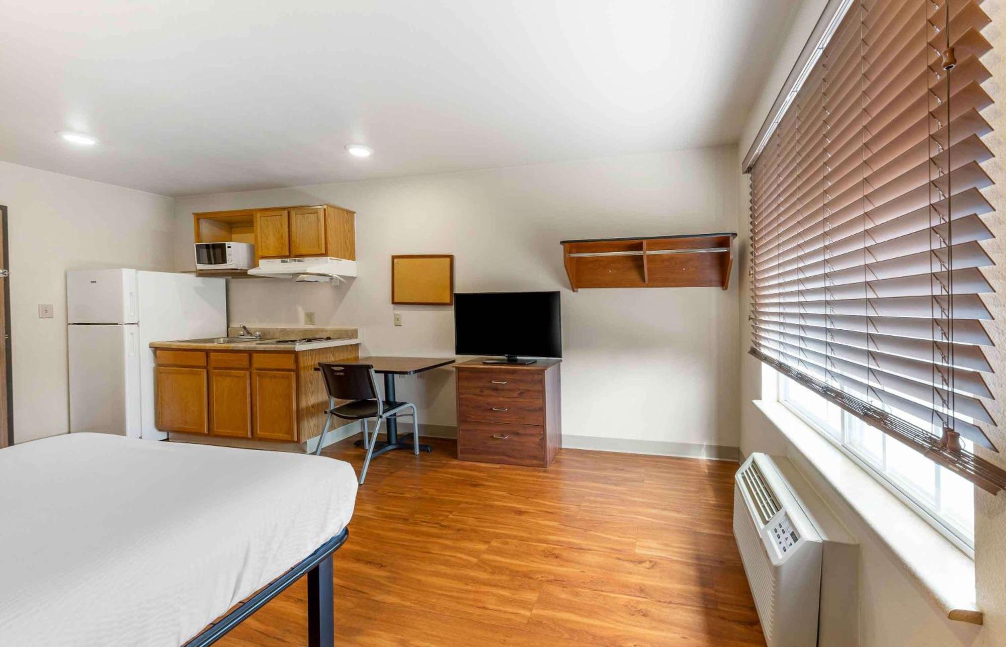 Extended Stay America Select Suites - Oklahoma City - Southeast 무어 외부 사진